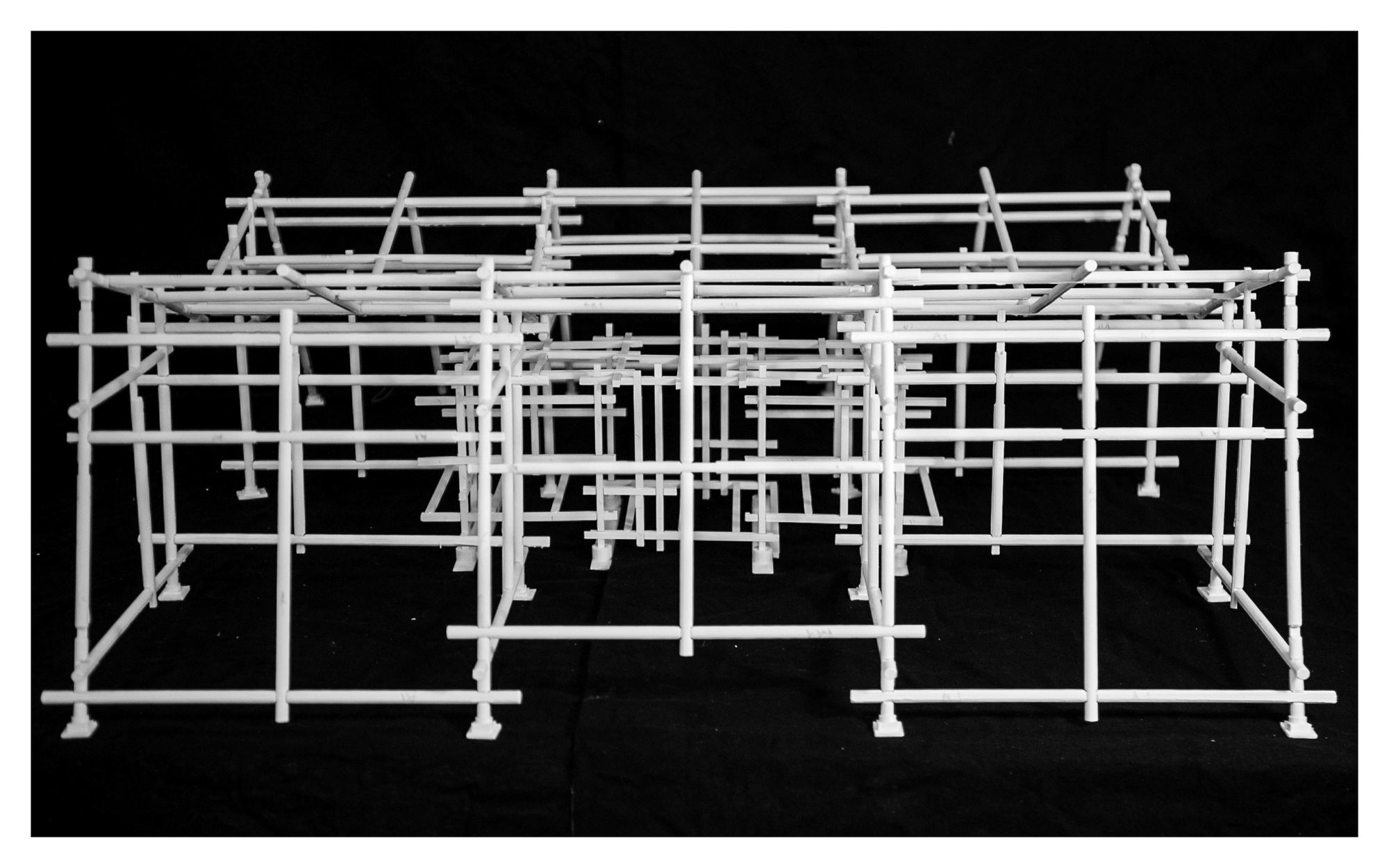 Physical model of the reciprocal timber frame on black